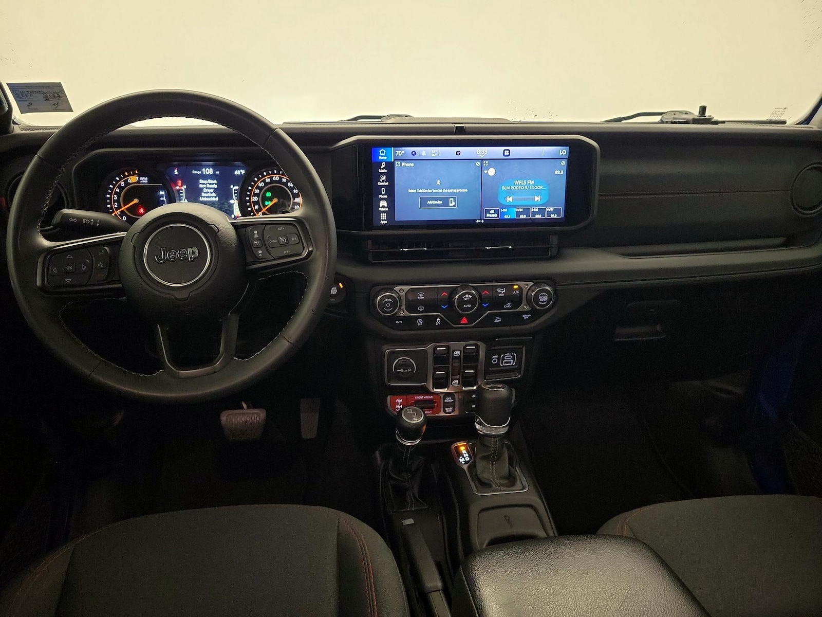 Apple CarPlay® & Android Auto™