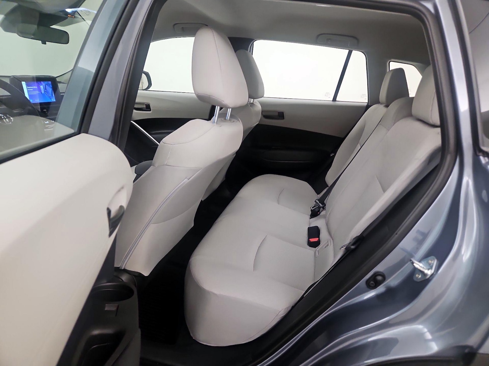 2026 Toyota Corolla Cross L - Photo 21