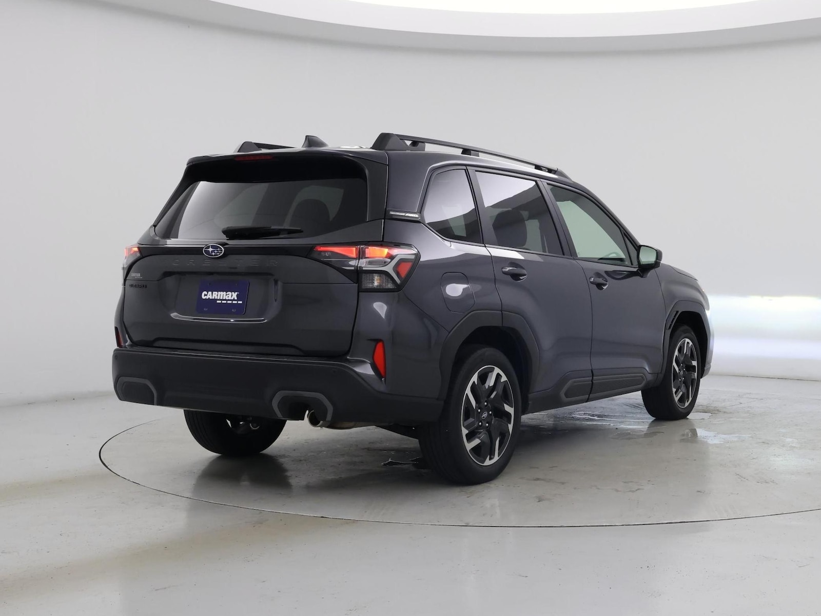 2025 Subaru Forester Limited - Photo 9