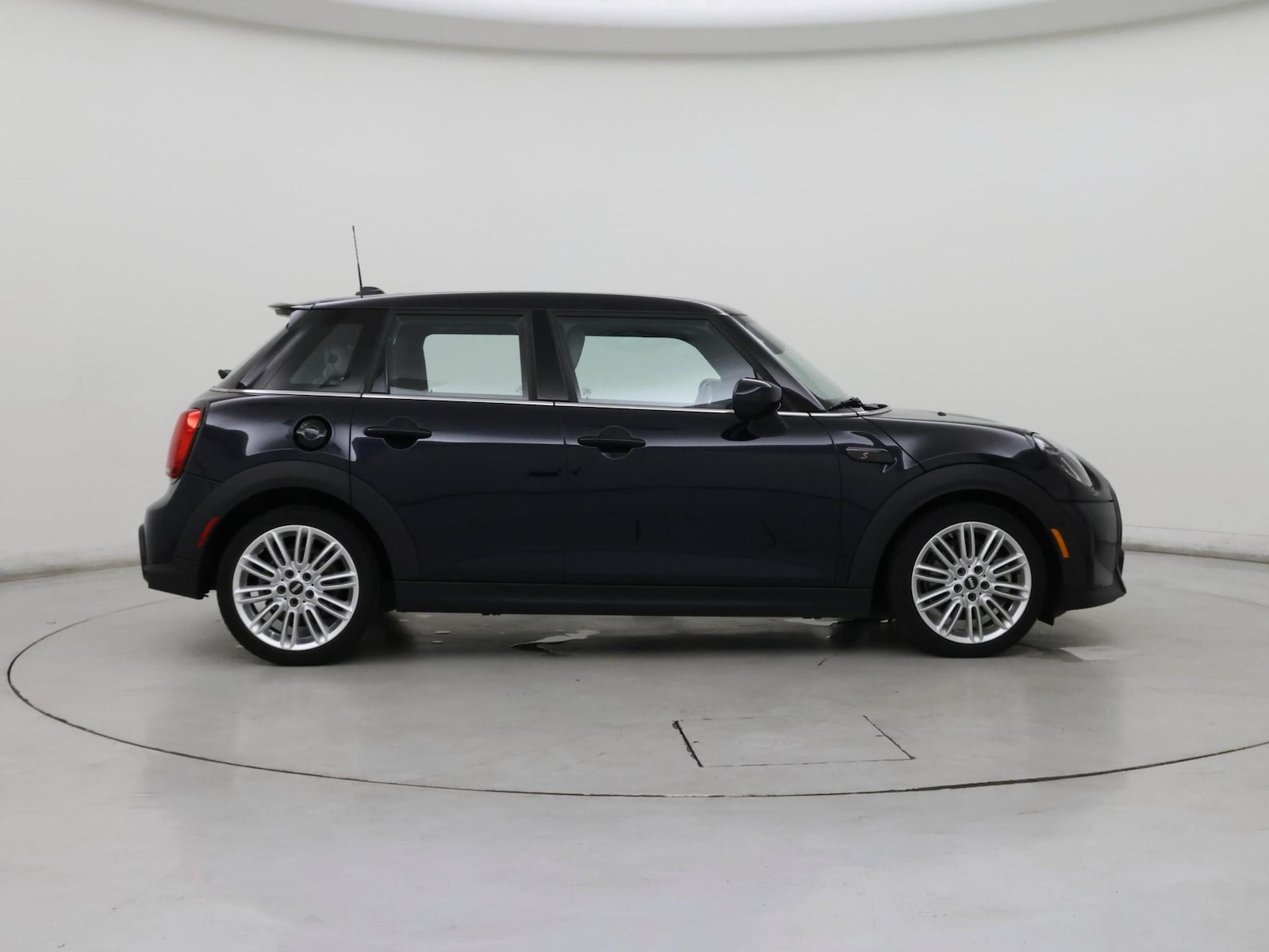 2024 MINI Hardtop 4 Door S - Photo 8