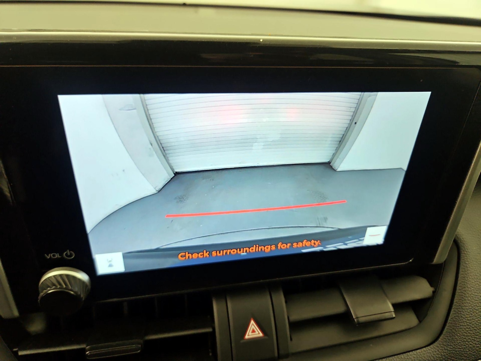 2024 Toyota RAV4 XLE - Photo 15