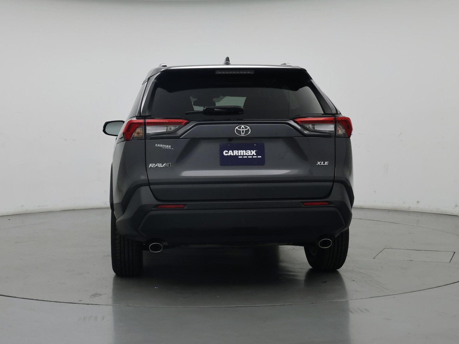 2024 Toyota RAV4 XLE - Photo 7