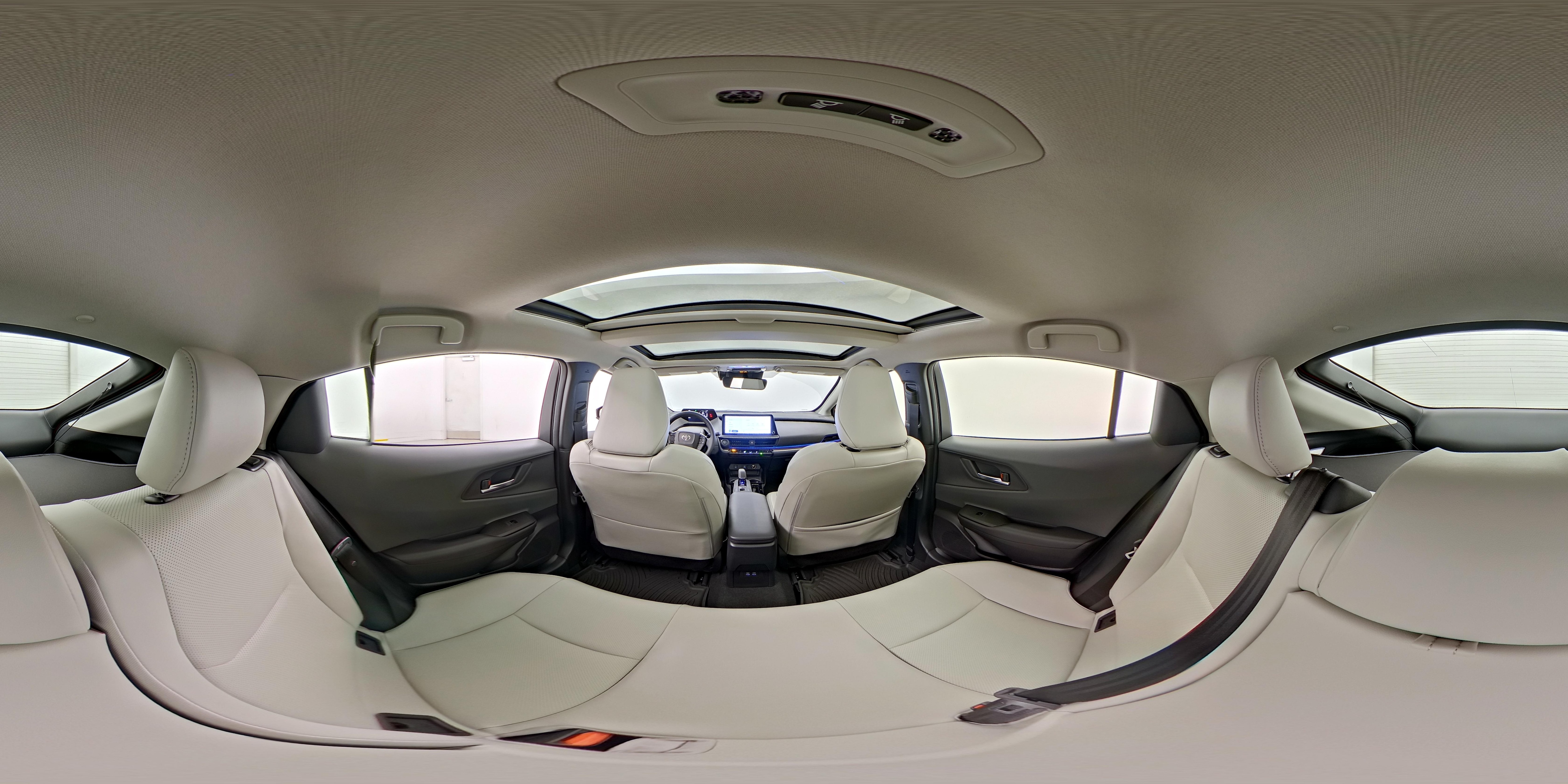 2026 Toyota Prius XLE - Photo 28