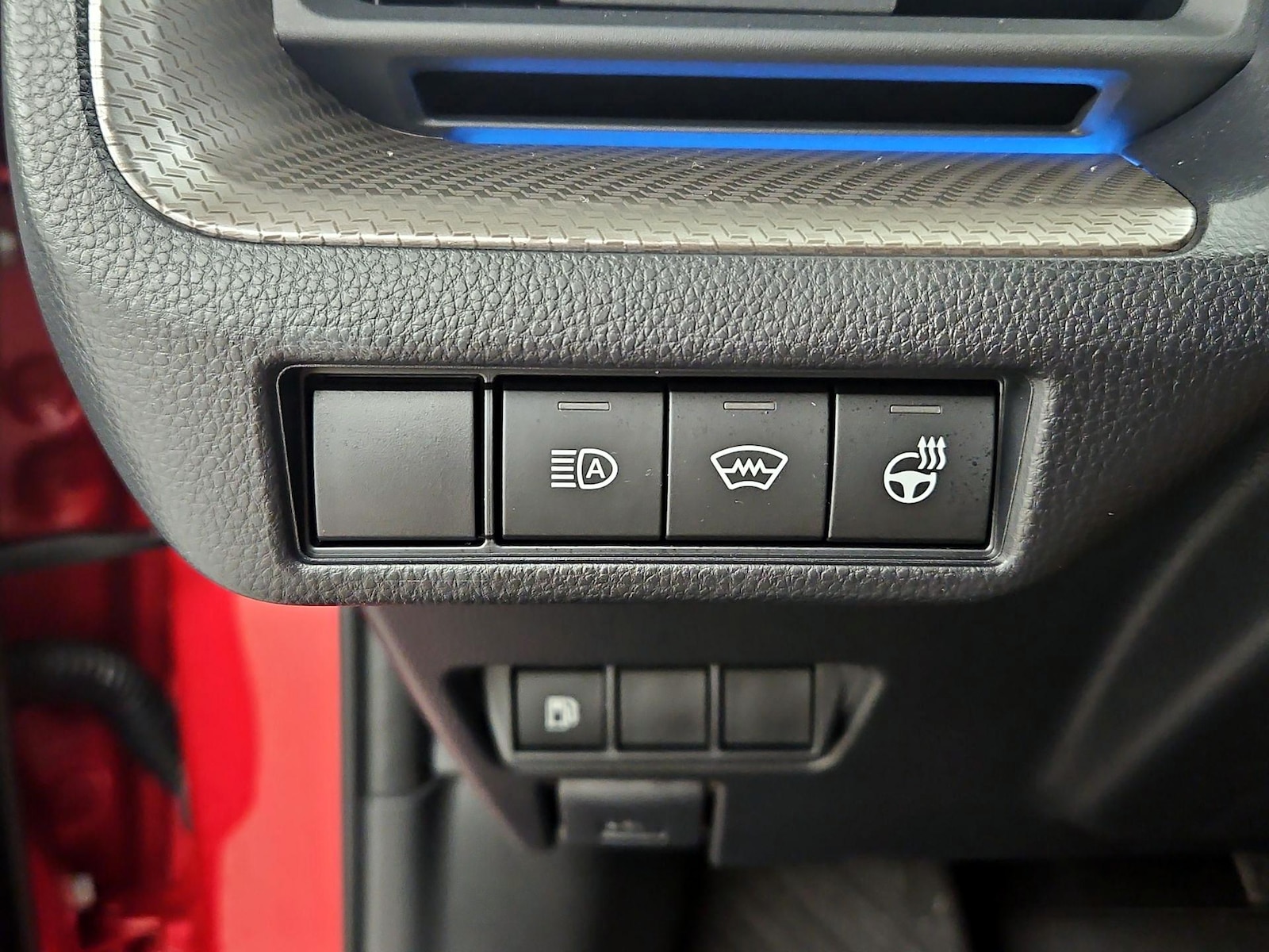2026 Toyota Prius XLE - Photo 14