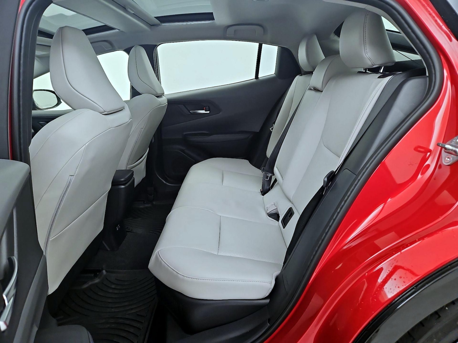2026 Toyota Prius XLE - Photo 22
