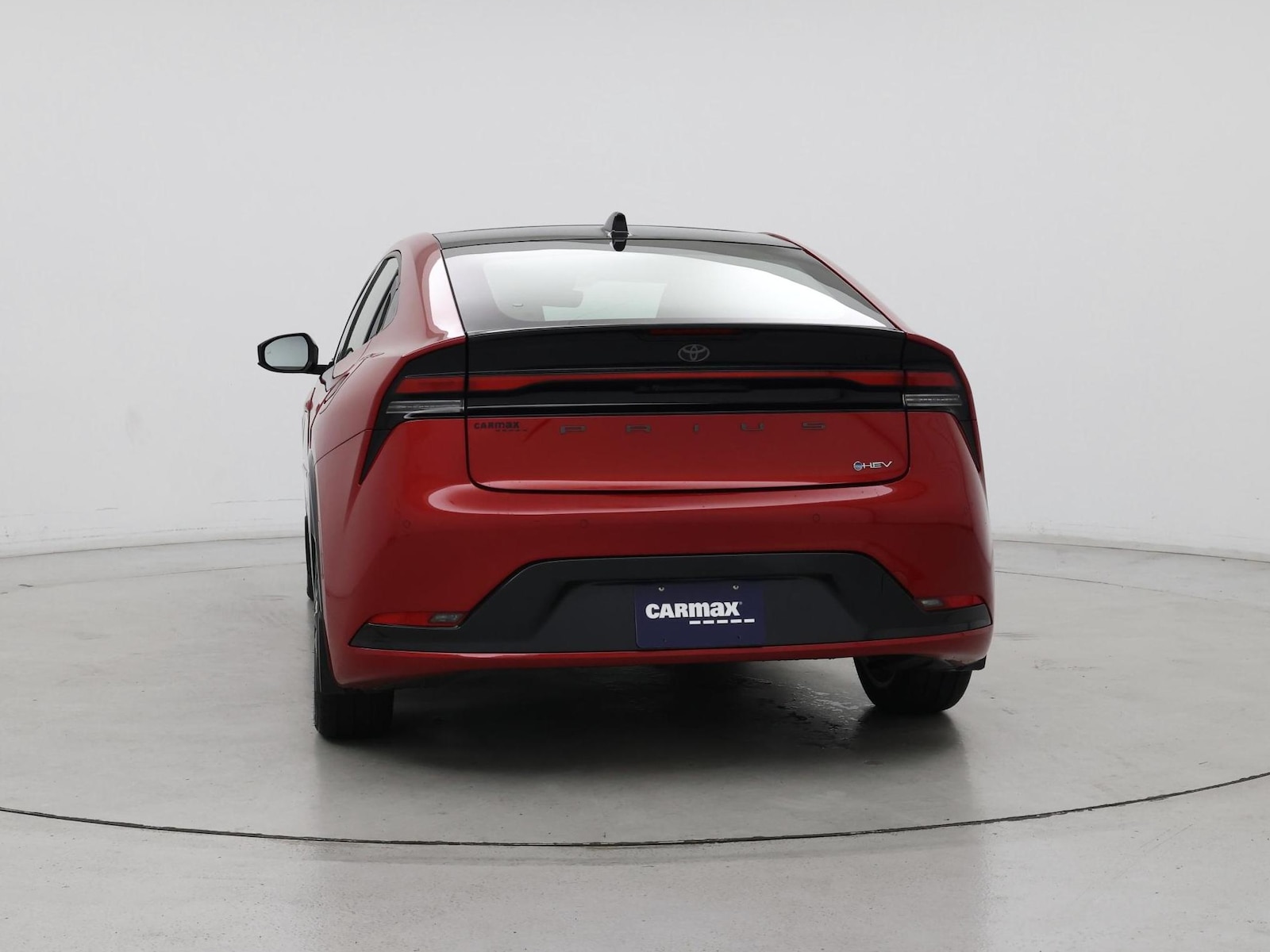 2026 Toyota Prius XLE - Photo 7
