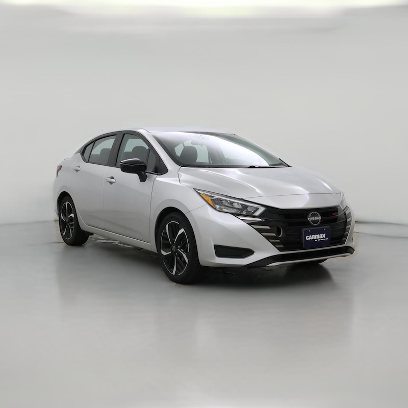 2024 Nissan Versa SR