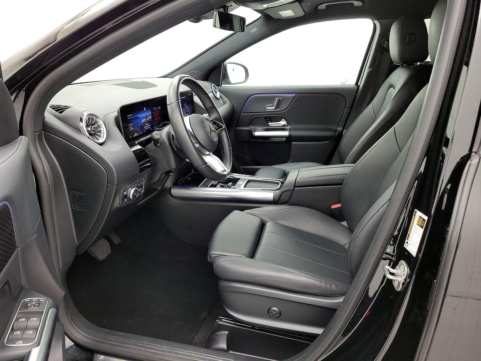 Side Airbags & Leatherette Seats
