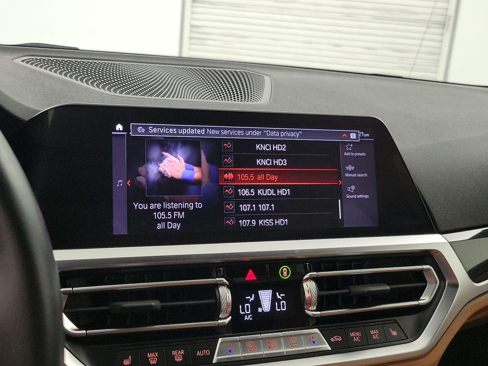 2022 BMW 3 Series 330i - Photo 17