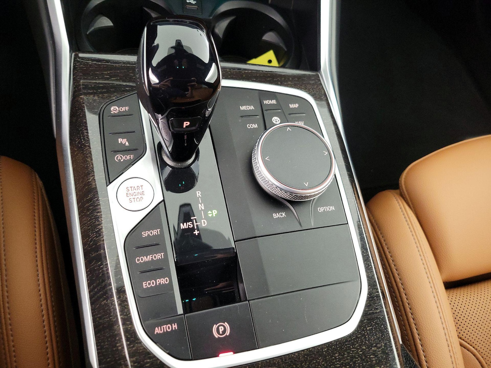 2022 BMW 3 Series 330i - Photo 19