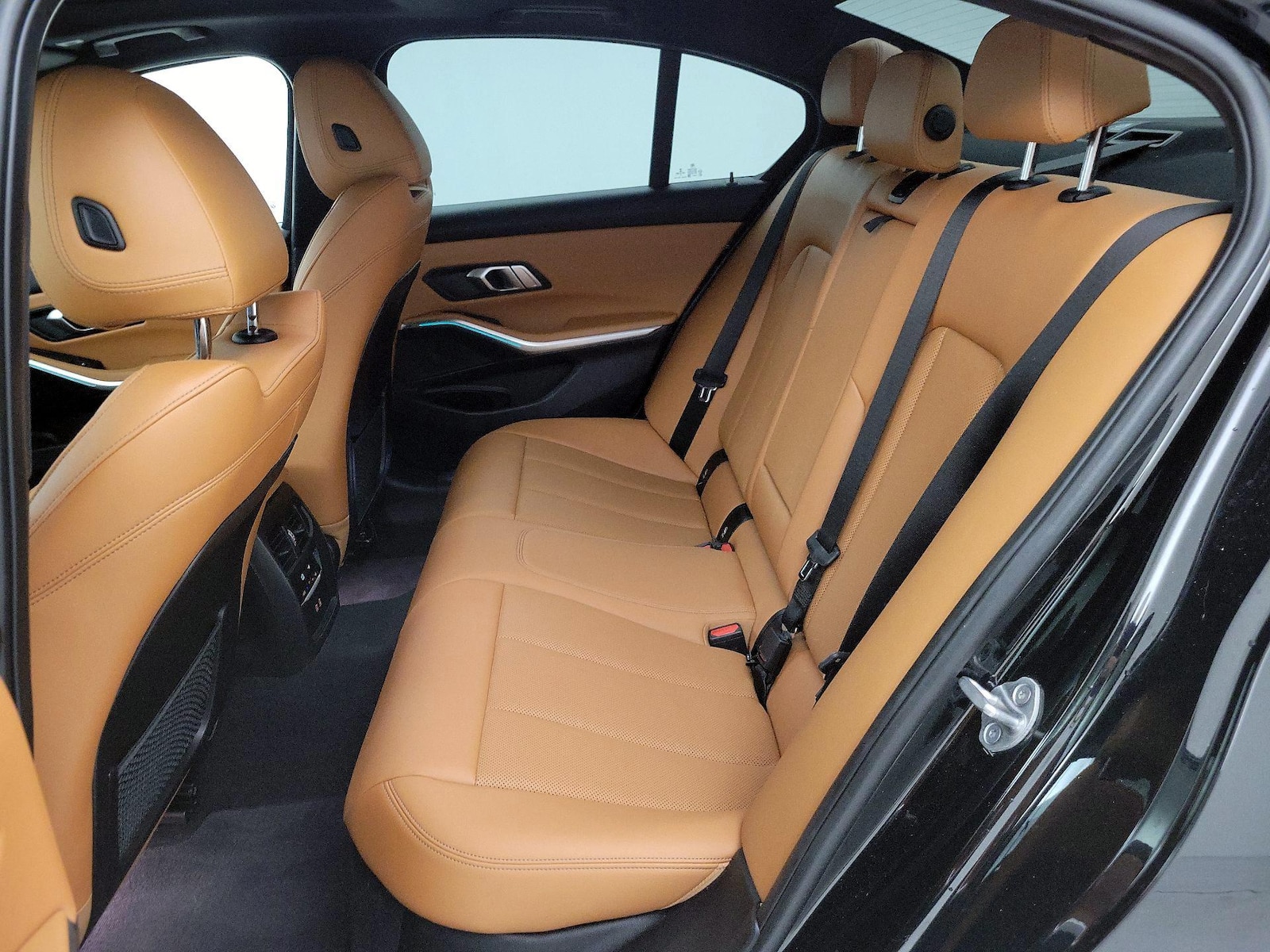 2022 BMW 3 Series 330i - Photo 21