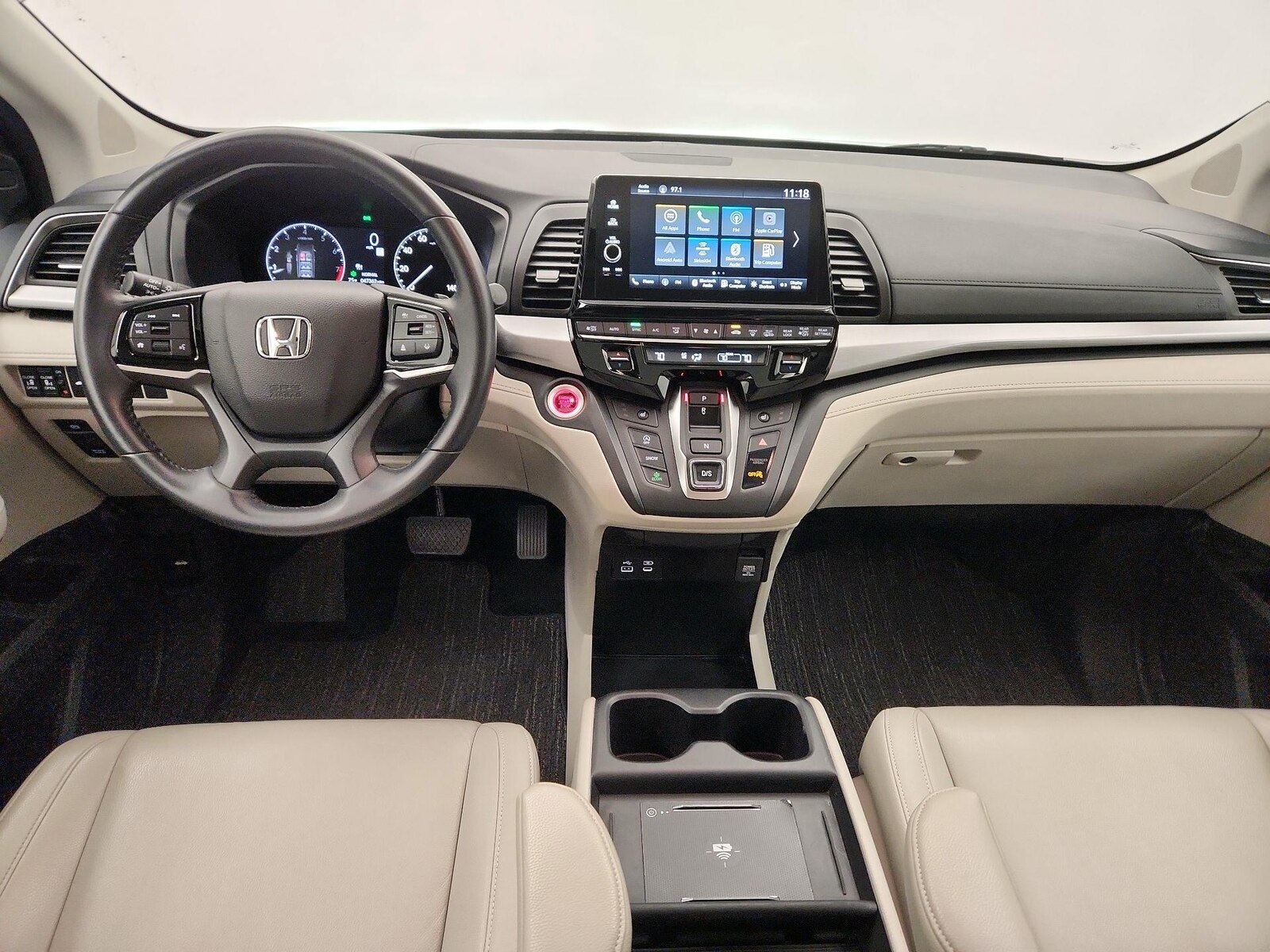 Apple CarPlay® & Android Auto™