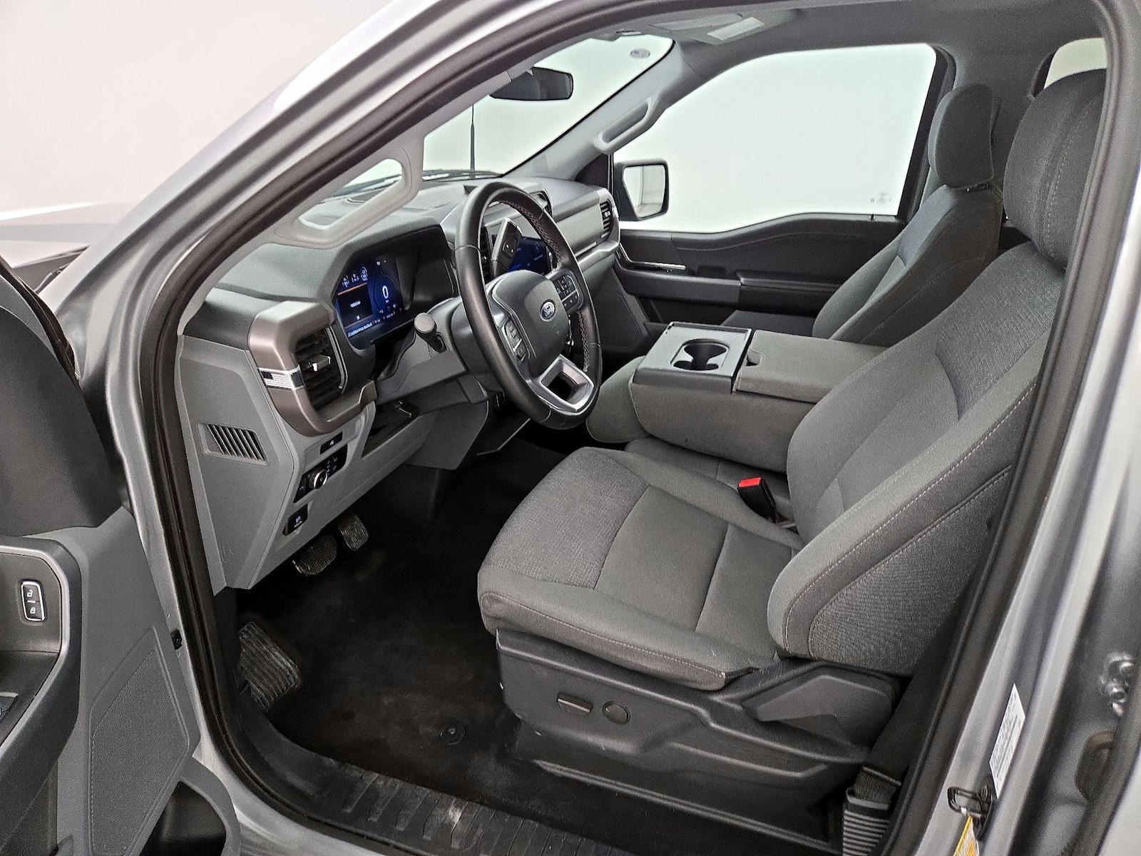Power Seat(s) & Side Airbags