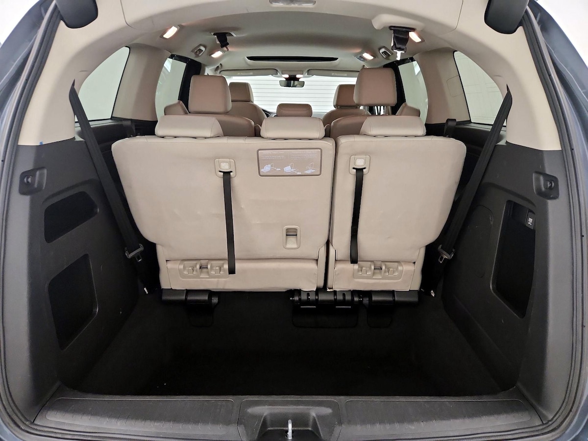 Trunk/Cargo (Seats Up)