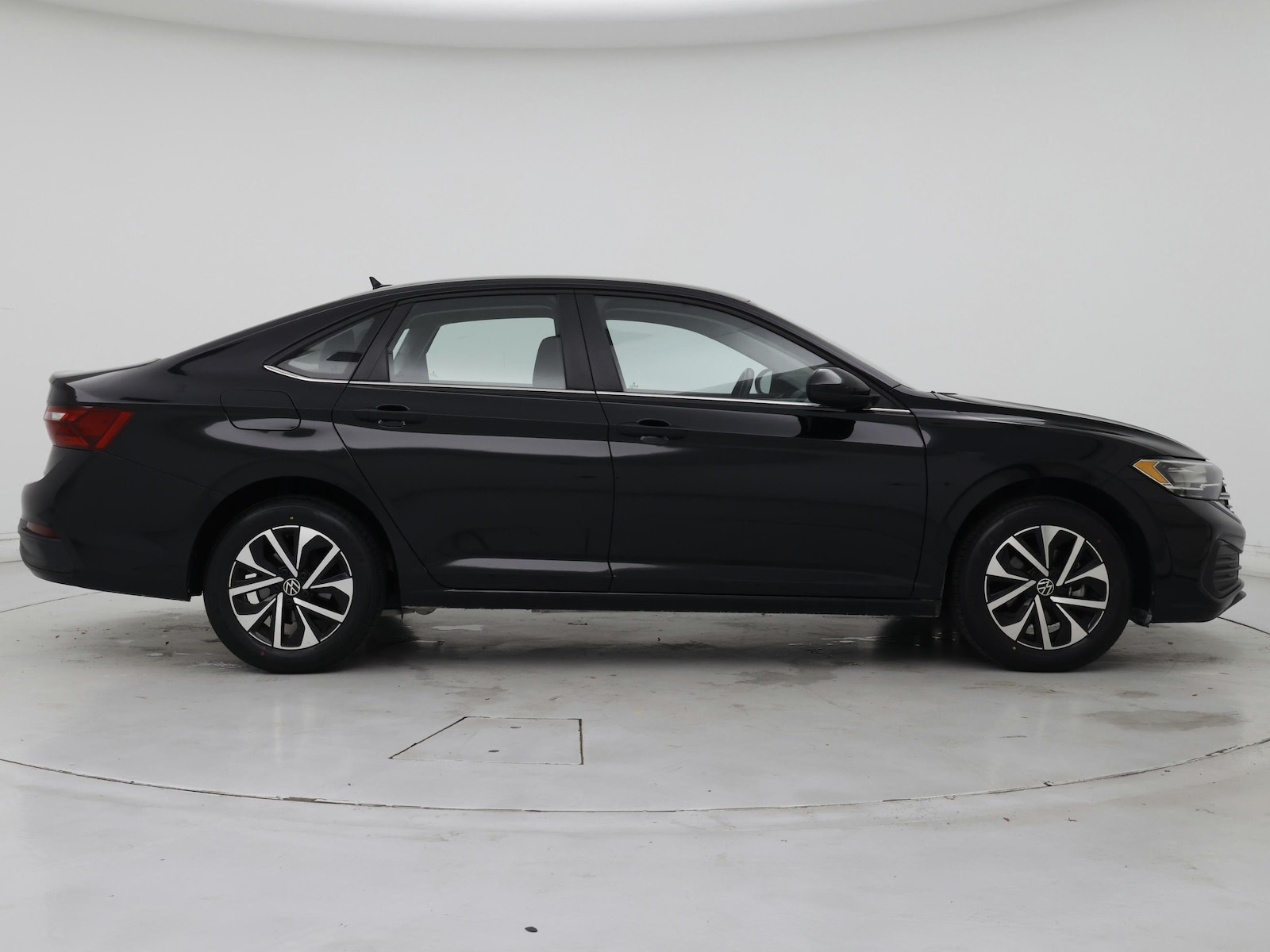 2024 Volkswagen Jetta S - Photo 8
