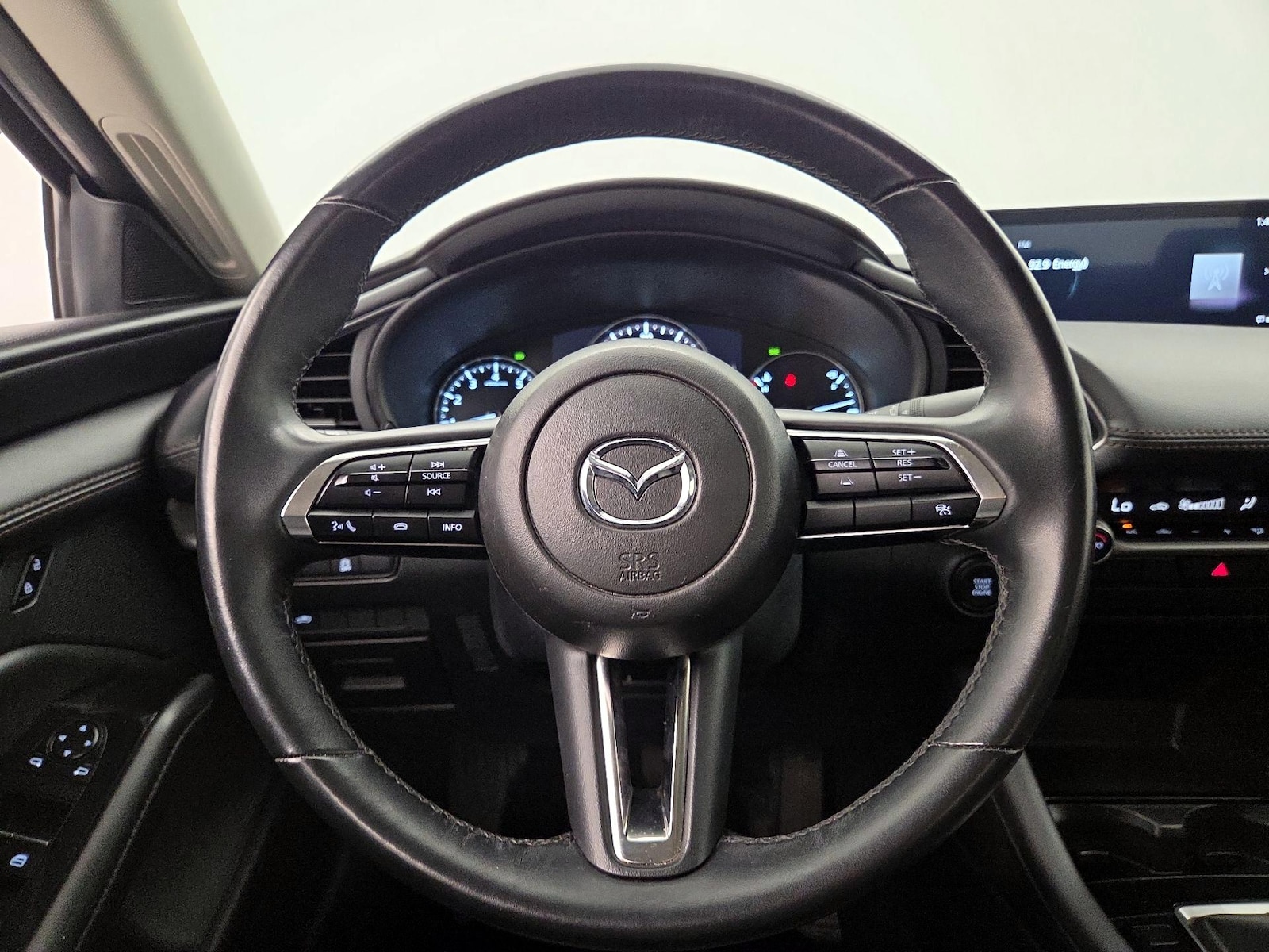 2025 Mazda Mazda3 Select Sport - Photo 11