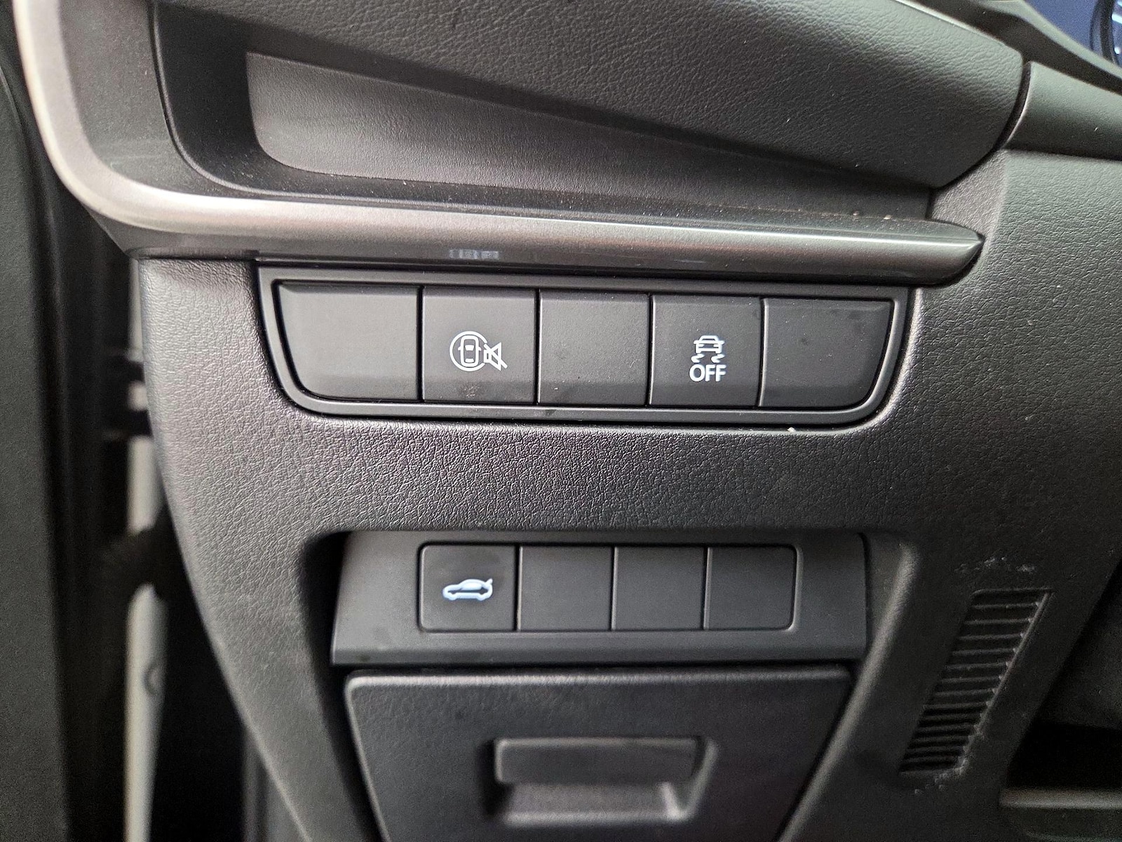 2025 Mazda Mazda3 Select Sport - Photo 14