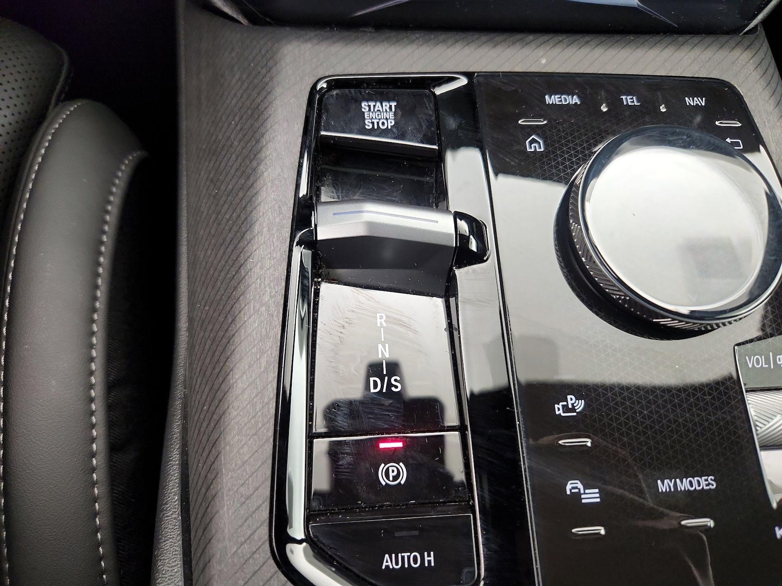 2026 BMW X3 30 - Photo 18