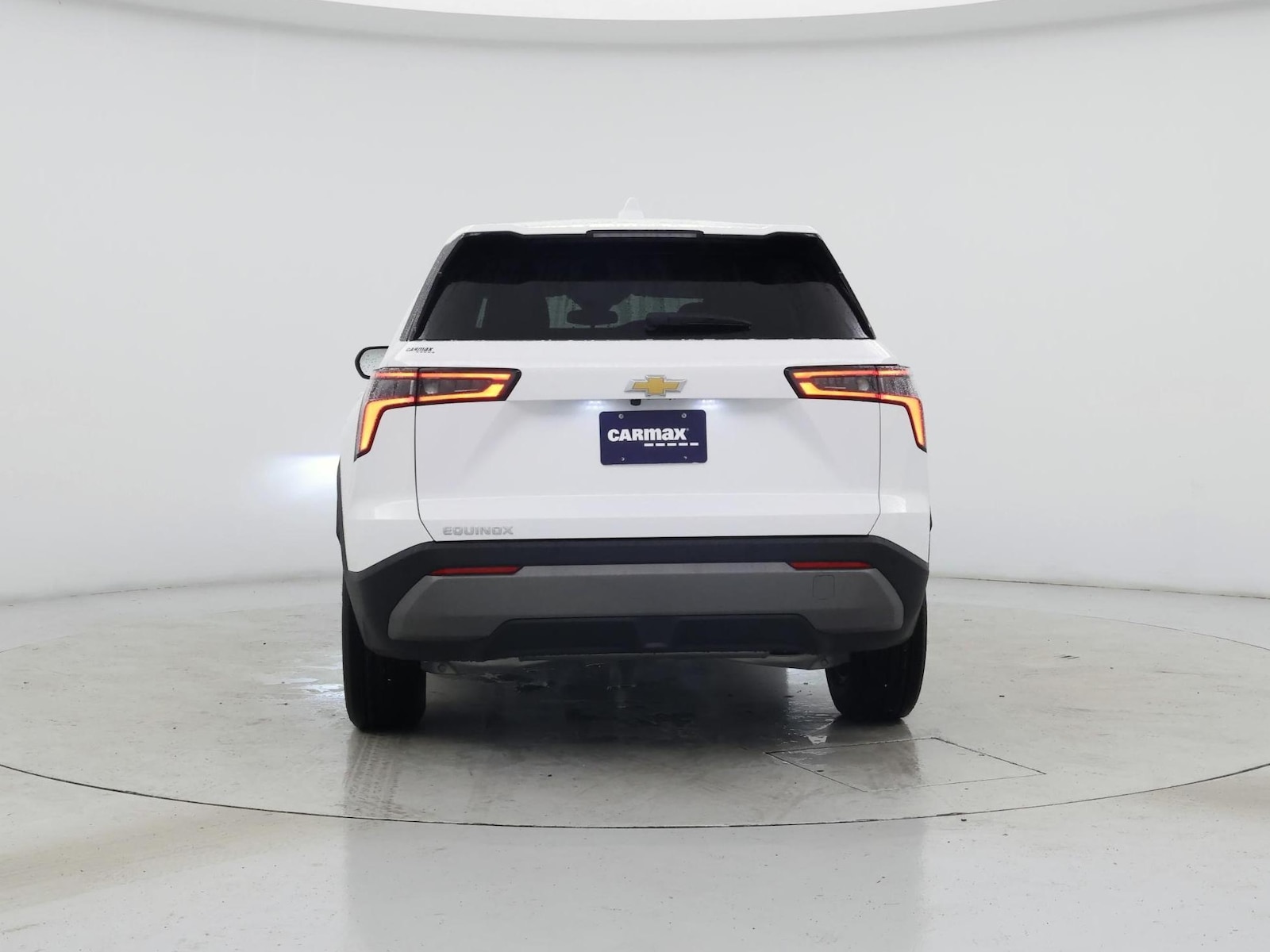 2027 Chevrolet Equinox LT - Photo 7