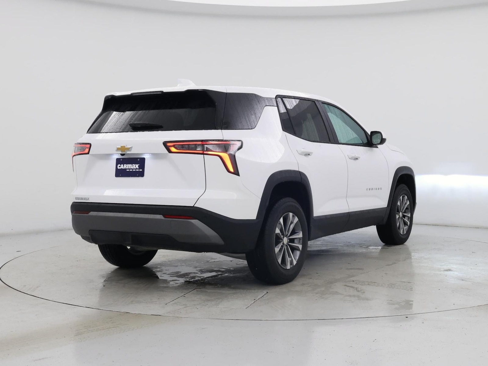 2027 Chevrolet Equinox LT - Photo 9