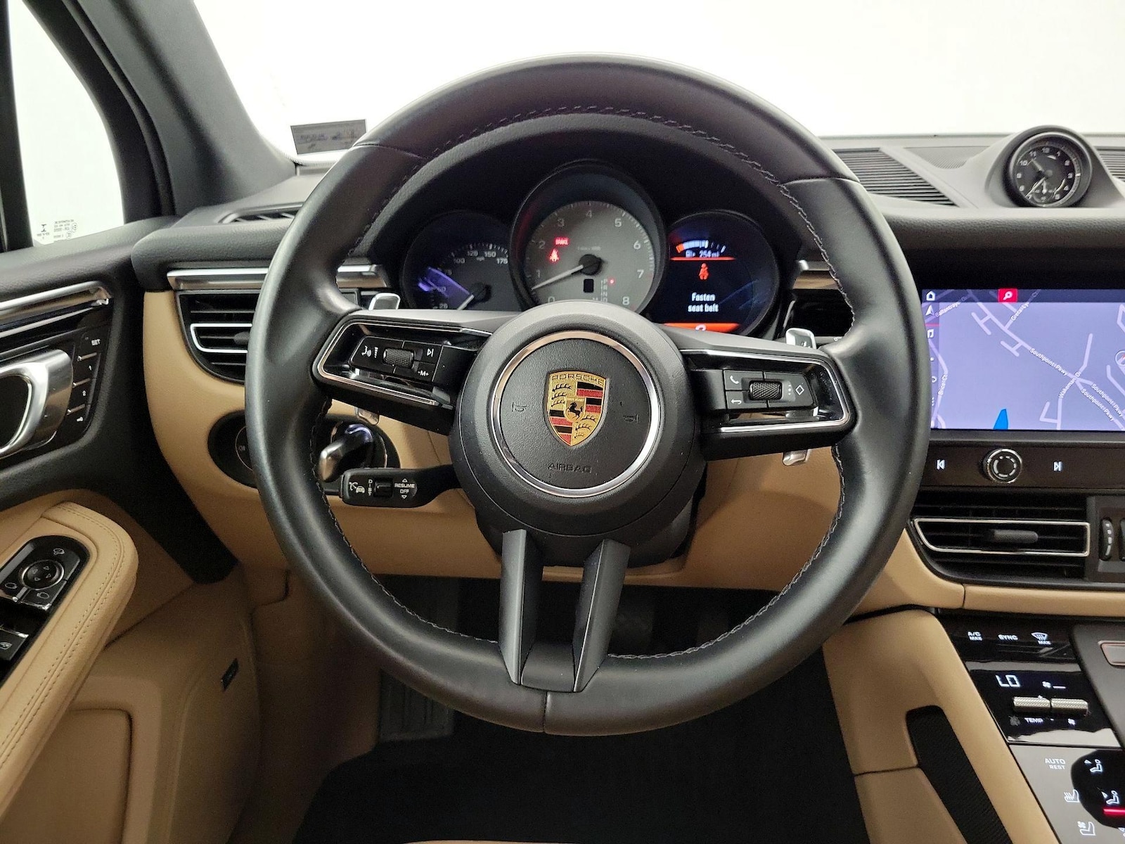 2022 Porsche Macan S - Photo 11