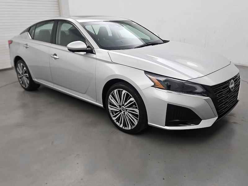 2025 Nissan Altima SL