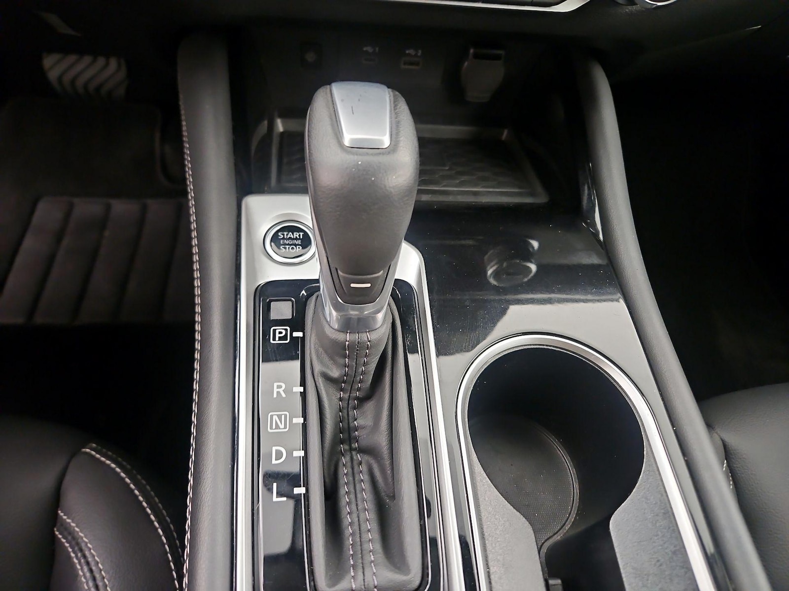 2025 Nissan Altima SL - Photo 17