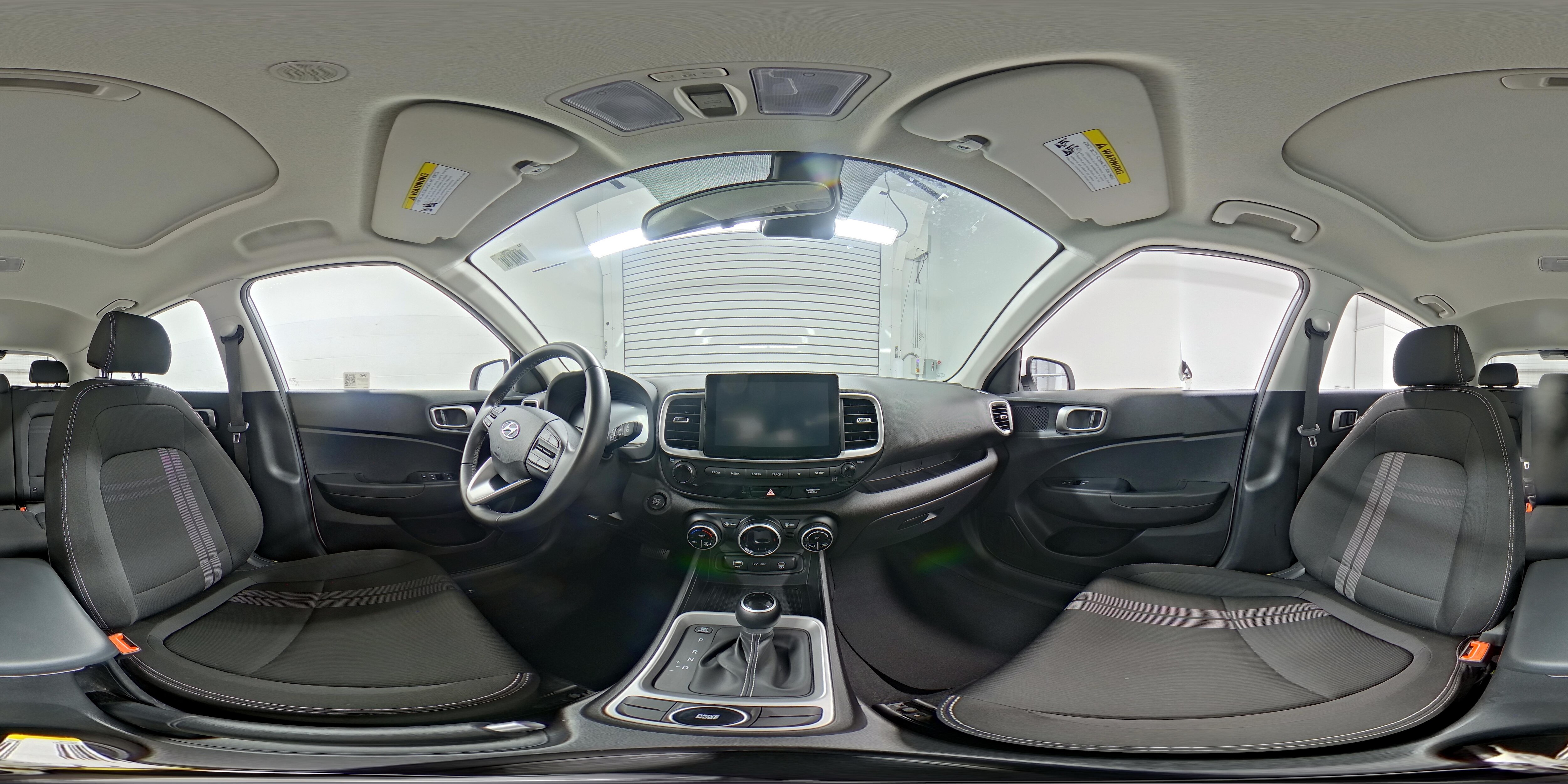 2025 Hyundai Venue SEL - Photo 20