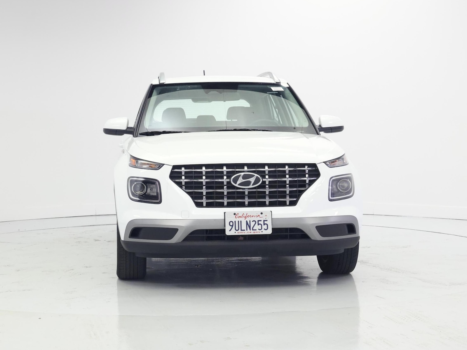 2025 Hyundai Venue SEL - Photo 6