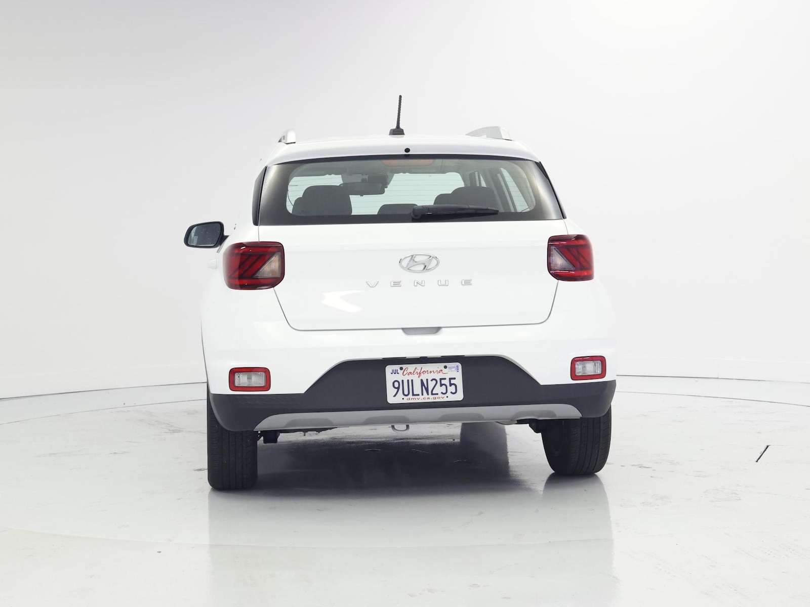 2025 Hyundai Venue SEL - Photo 7