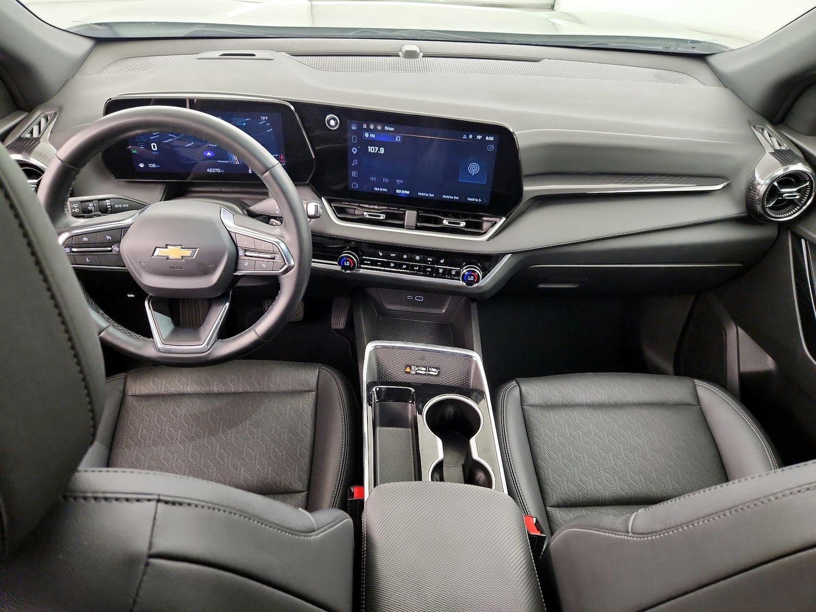 2025 Chevrolet Equinox LT - Photo 10
