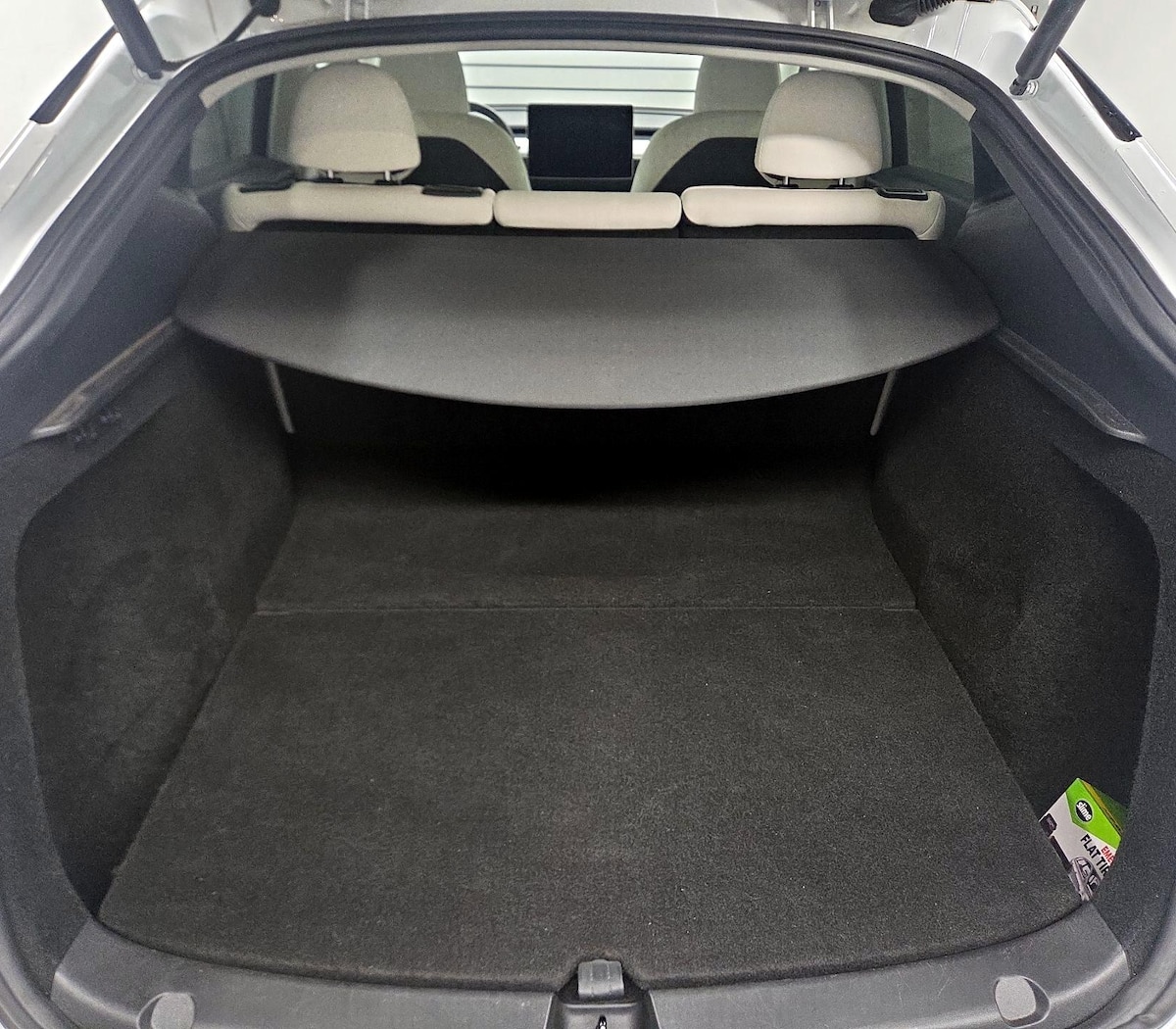 Trunk/Cargo (Seats Up)