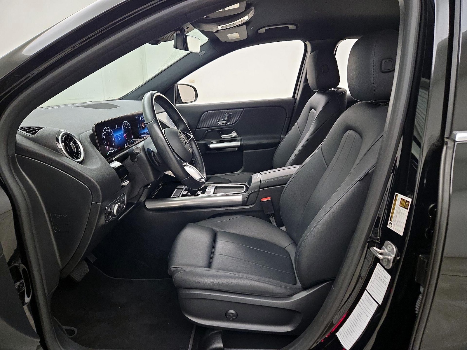 2025 Mercedes-Benz GLA GLA250 - Photo 12