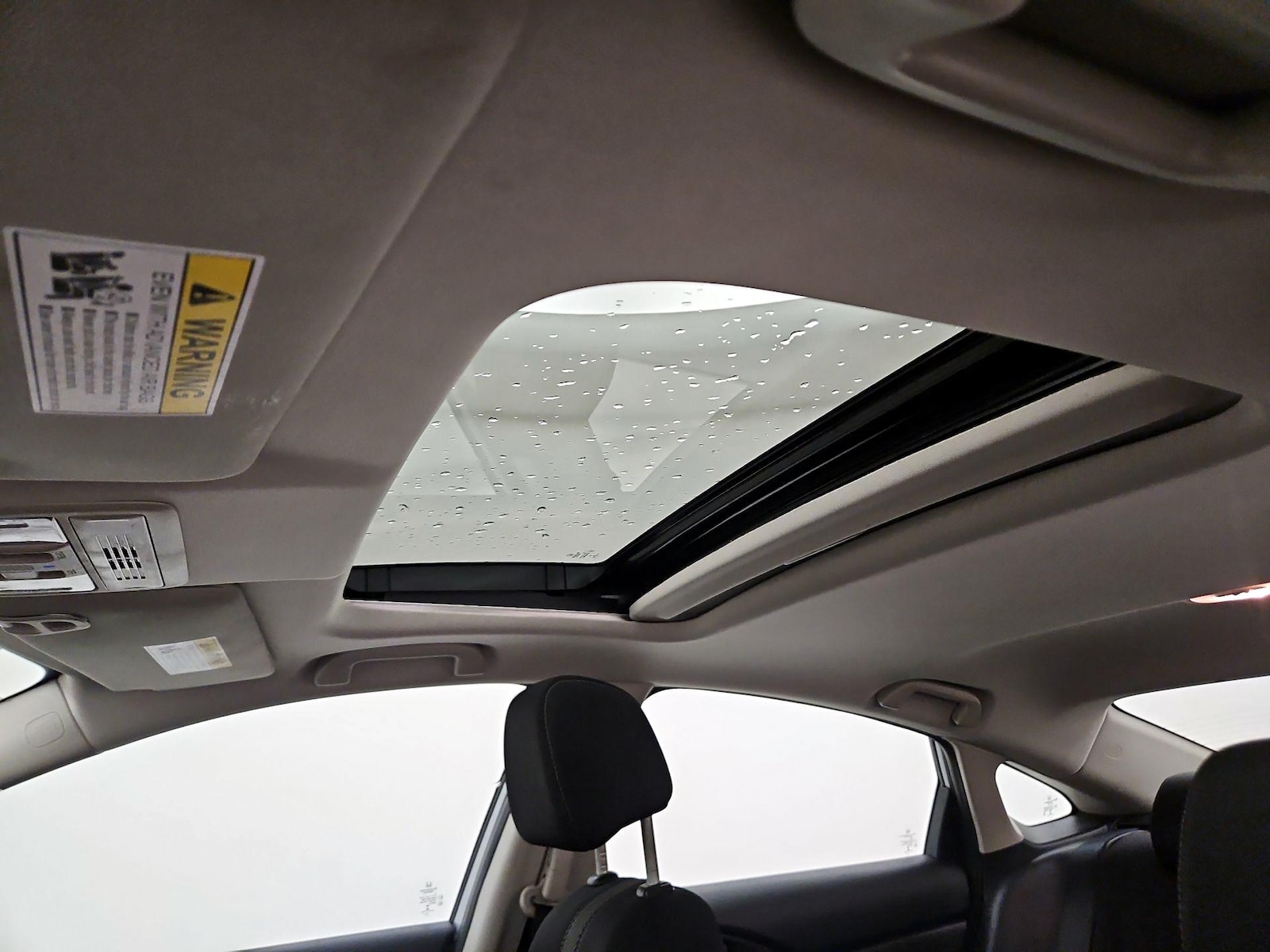 Sunroof(s) & Overhead Airbags
