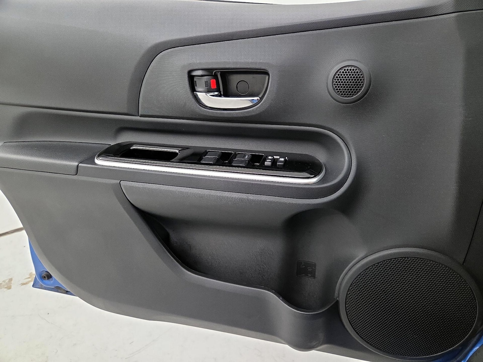 2017 Toyota Prius c Three - Photo 13