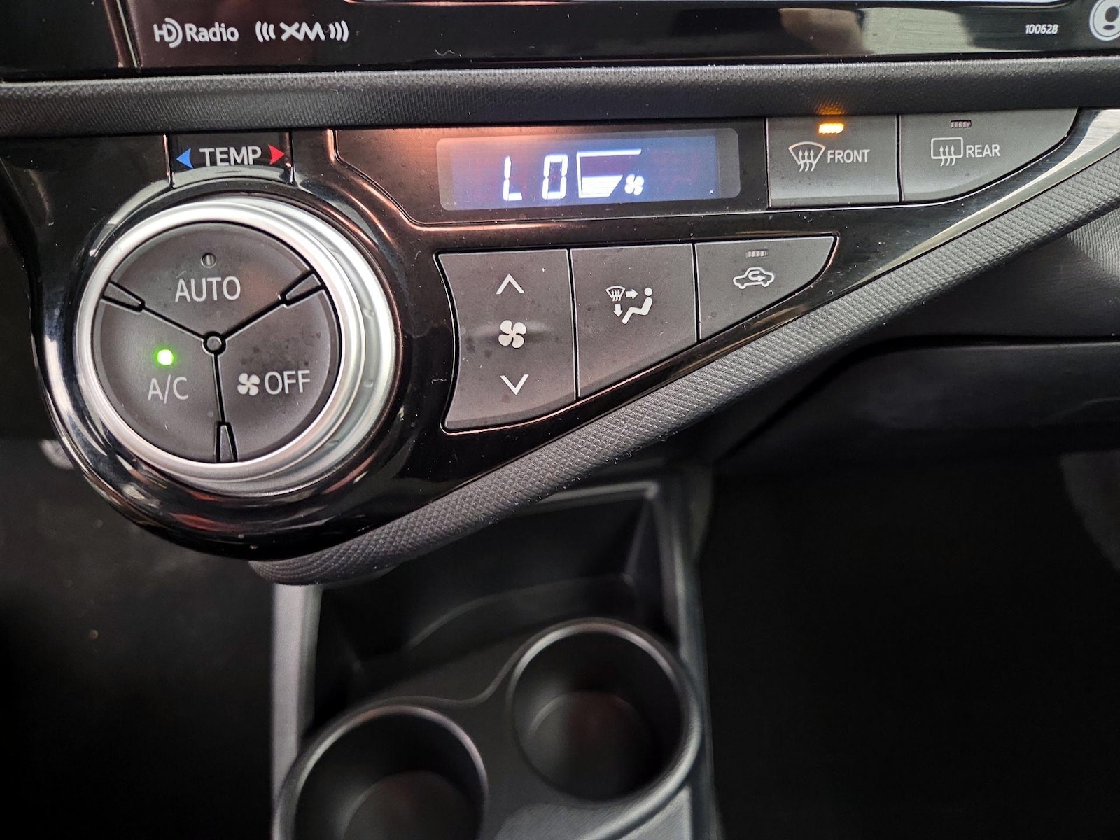2017 Toyota Prius c Three - Photo 16