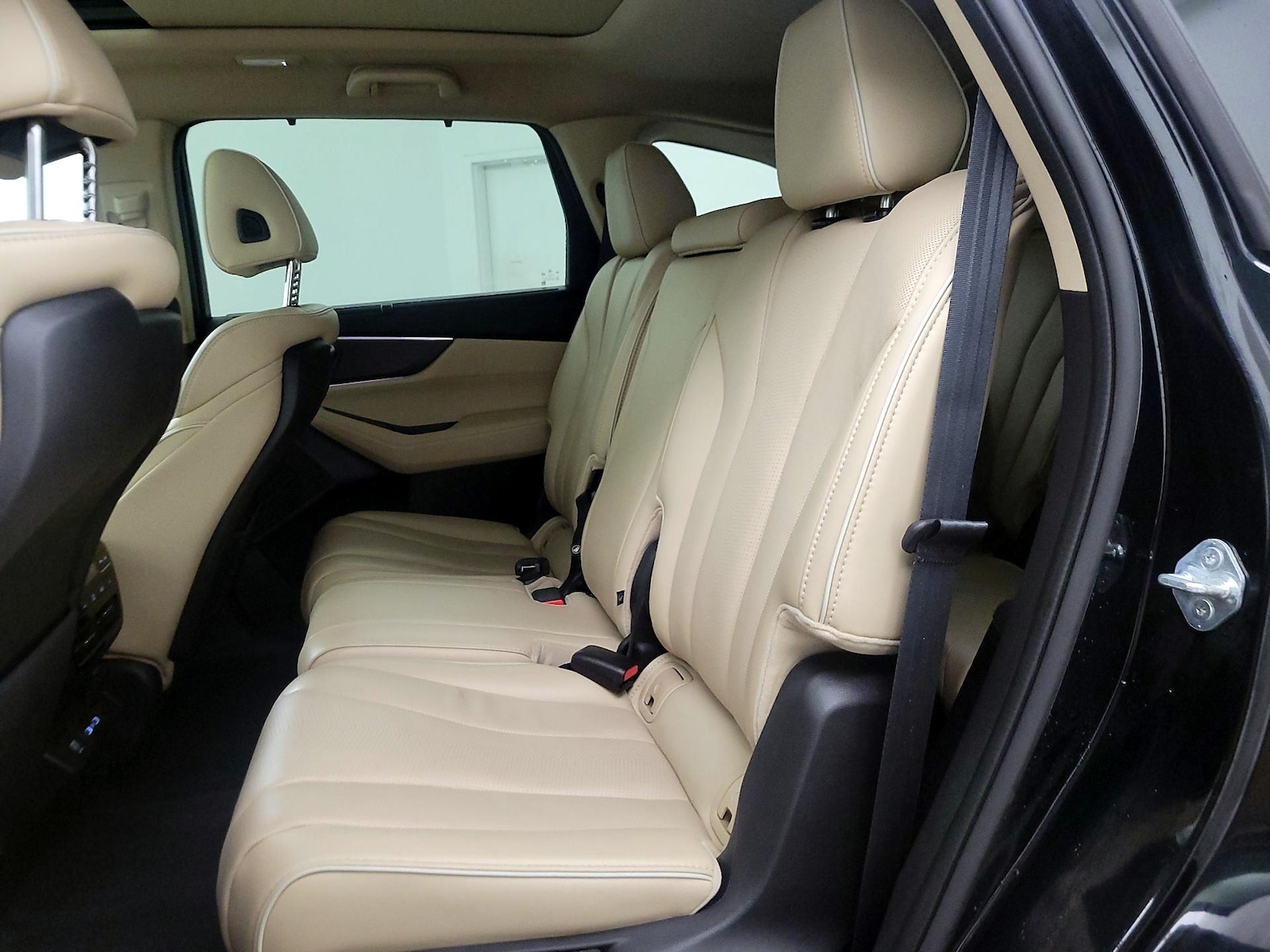 Rear Air Conditioning