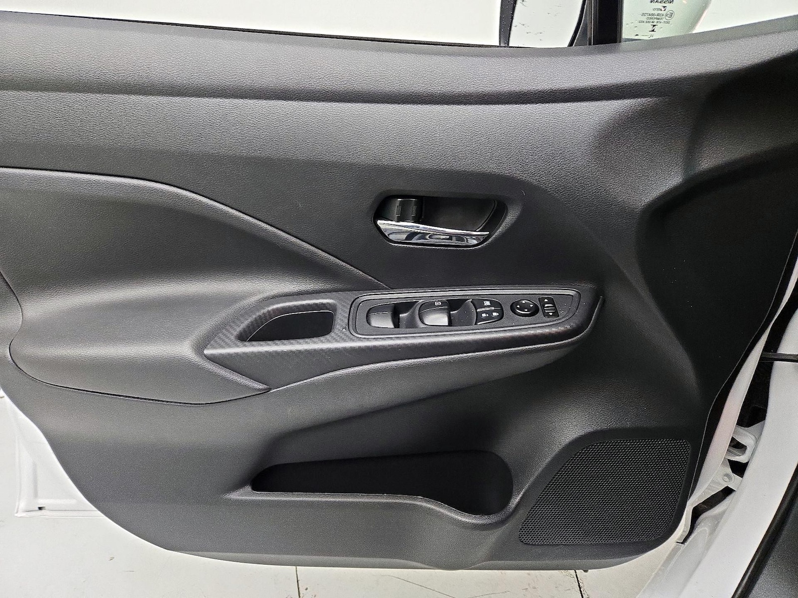 2024 Nissan Versa Sedan SV - Photo 13