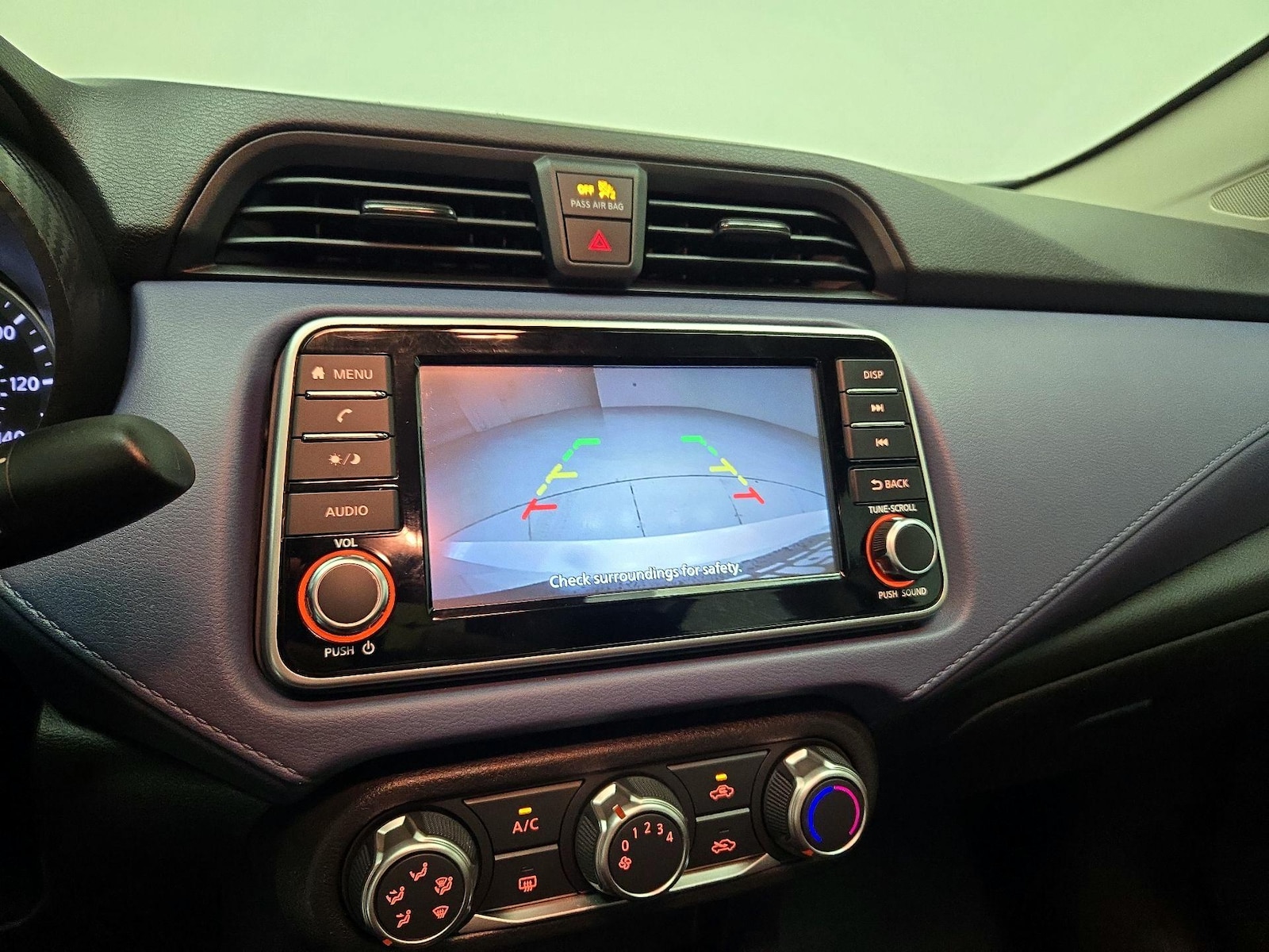 2024 Nissan Versa Sedan SV - Photo 14