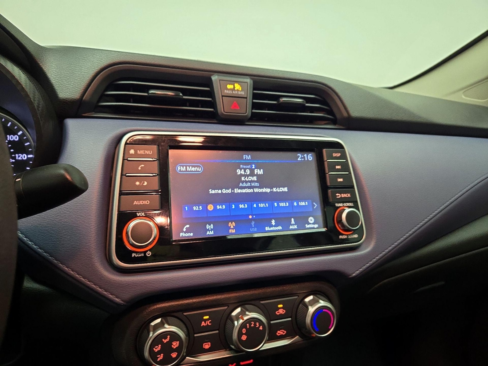 2024 Nissan Versa Sedan SV - Photo 15