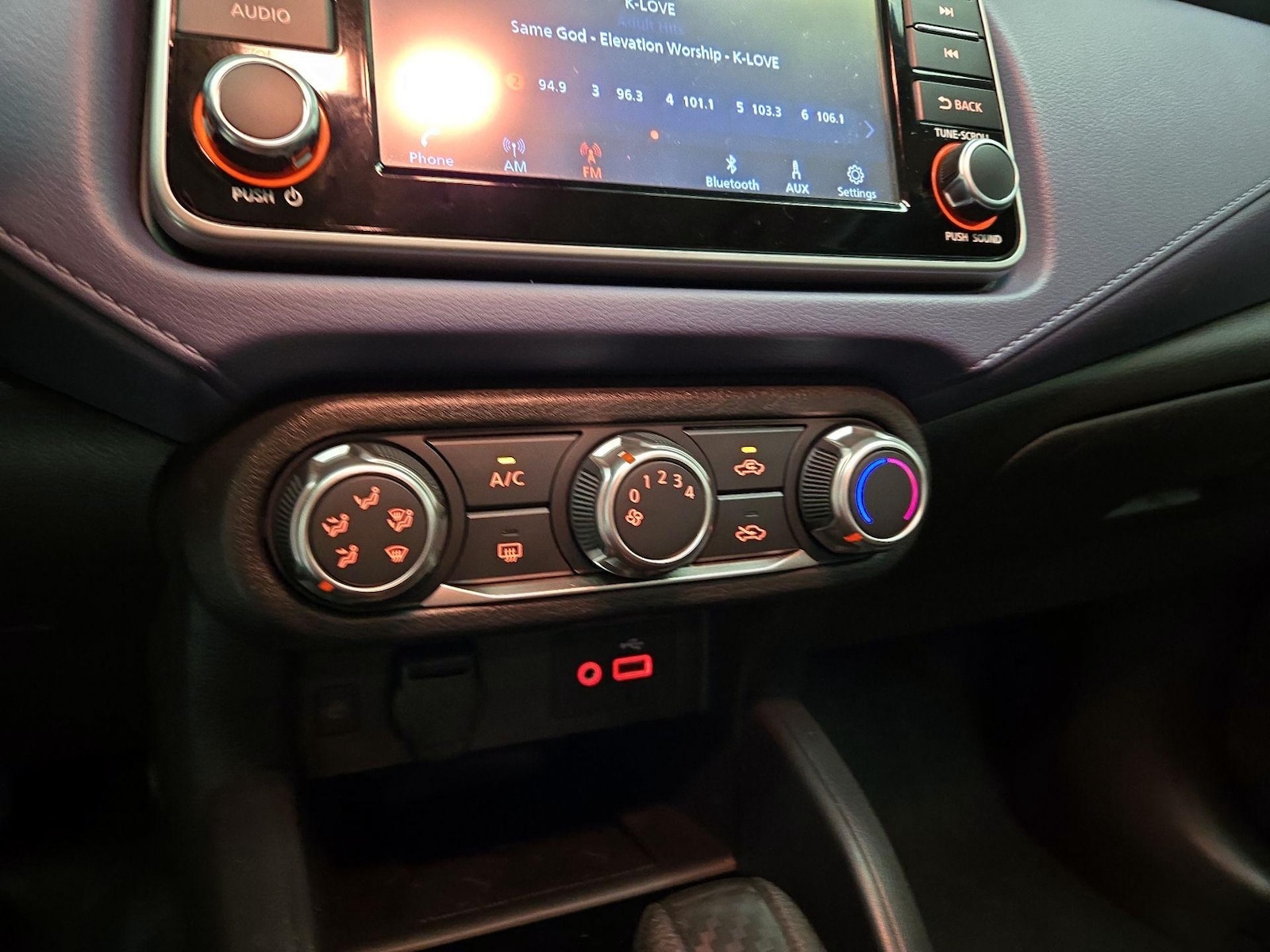 2024 Nissan Versa Sedan SV - Photo 16