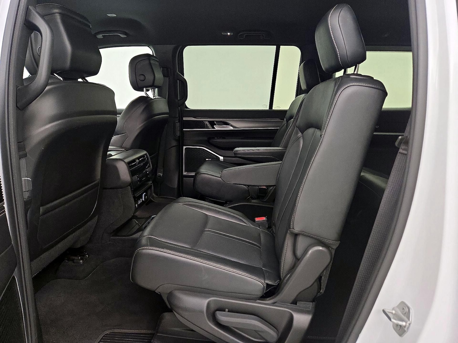 Rear Air Conditioning