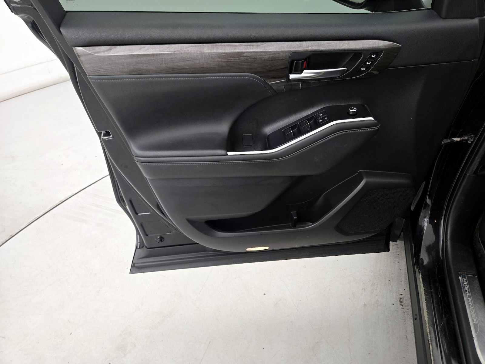 2020 Toyota Highlander Platinum - Photo 13