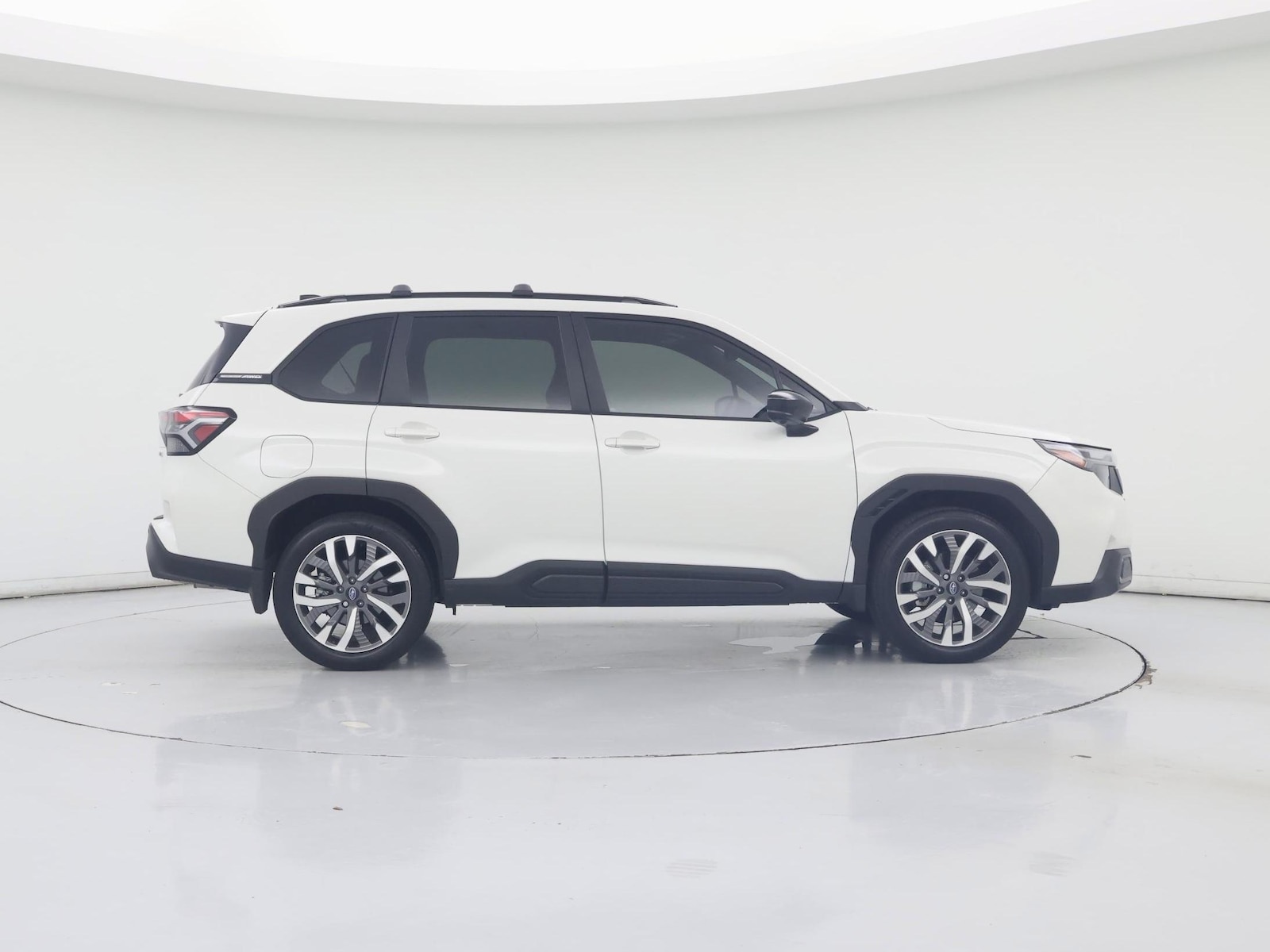 2026 Subaru Forester Touring - Photo 8