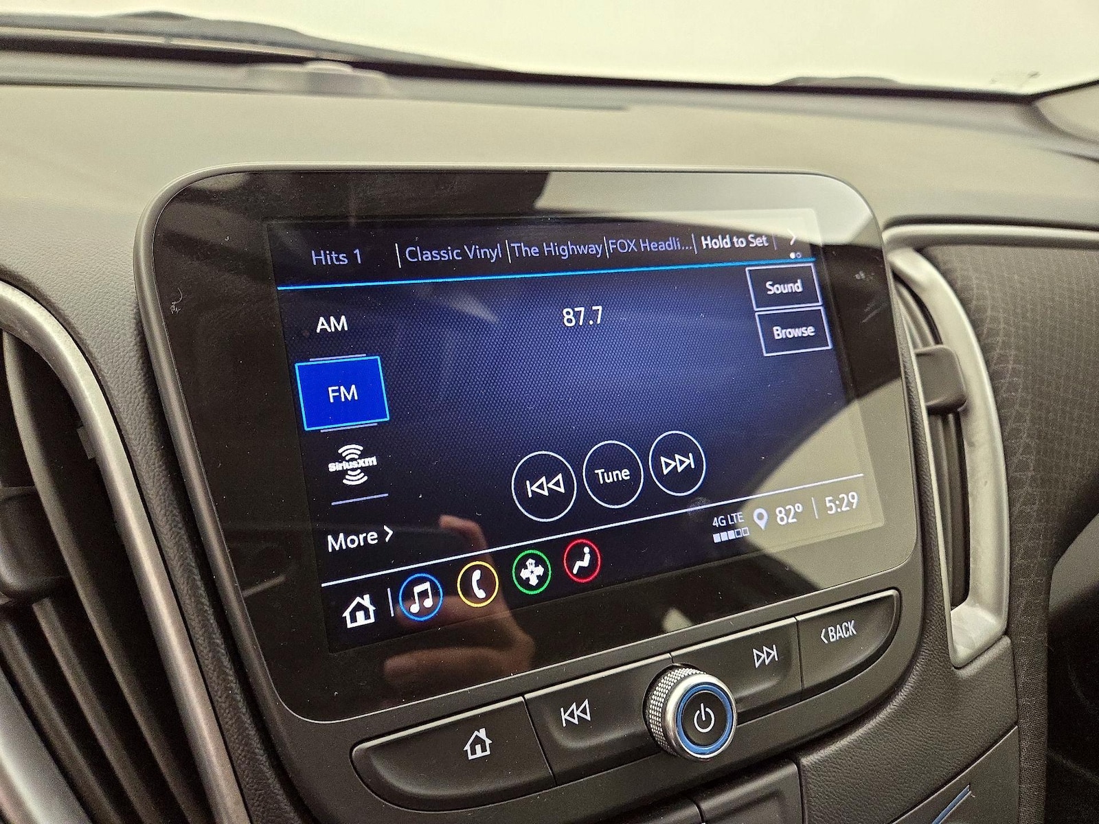 2025 Chevrolet Malibu 1LT - Photo 17