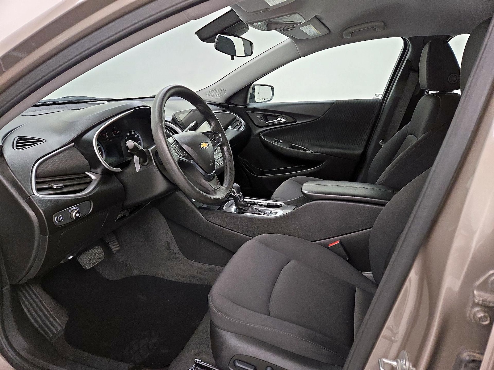 2025 Chevrolet Malibu 1LT - Photo 12