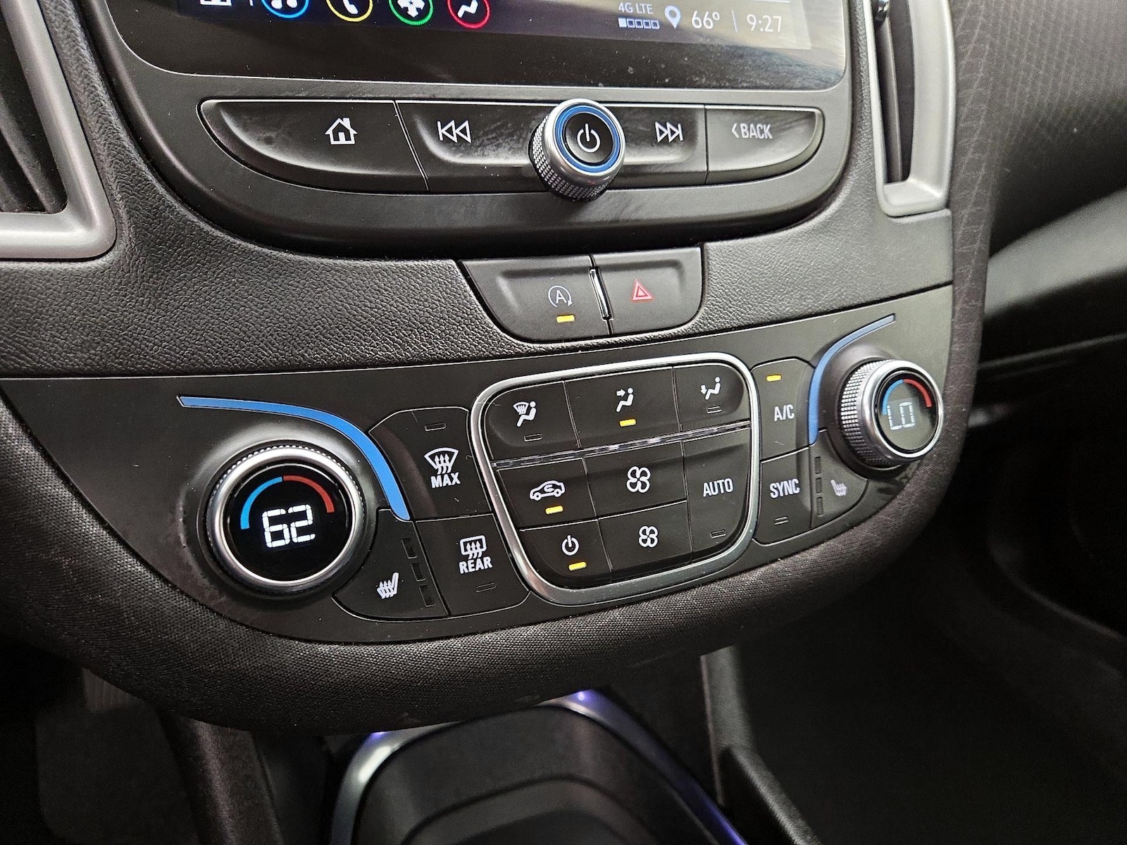 2025 Chevrolet Malibu 1LT - Photo 17