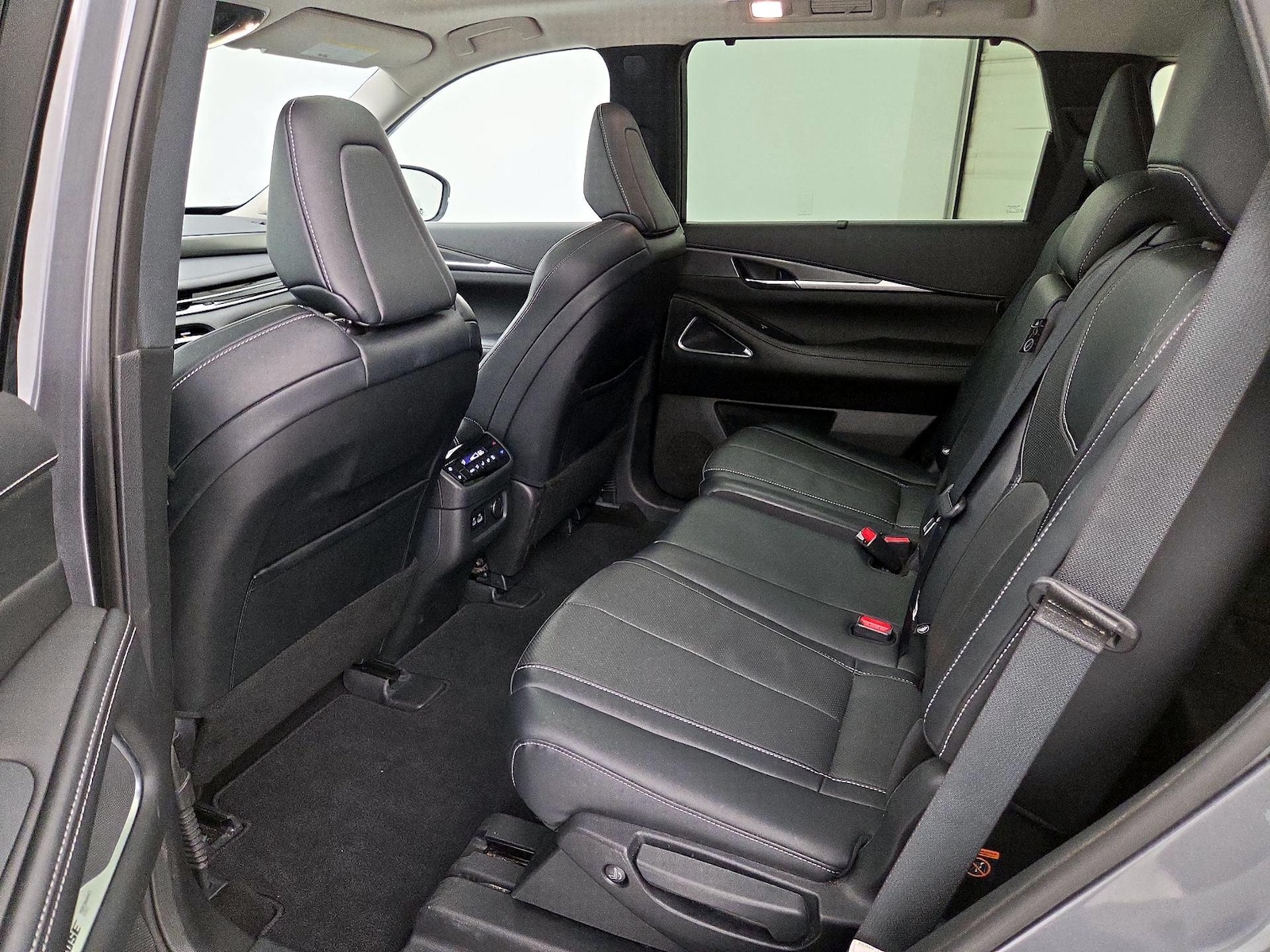 Rear Air Conditioning