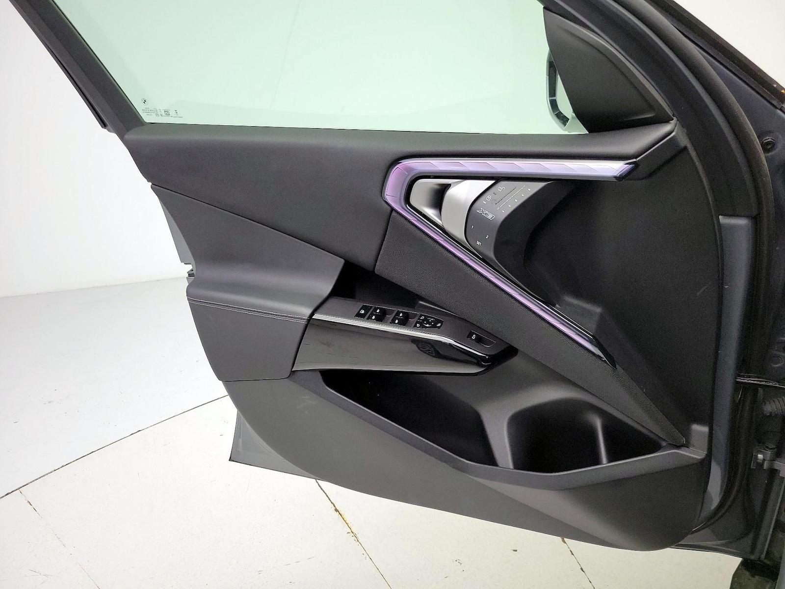 2026 BMW X3 30 - Photo 13