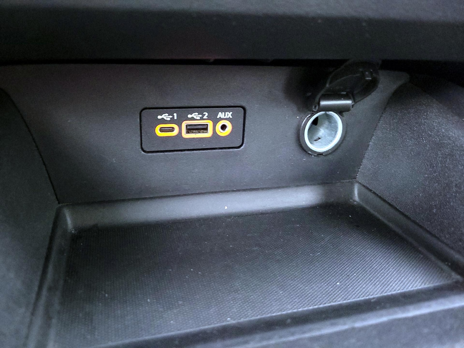 2025 Nissan Altima SV - Photo 19